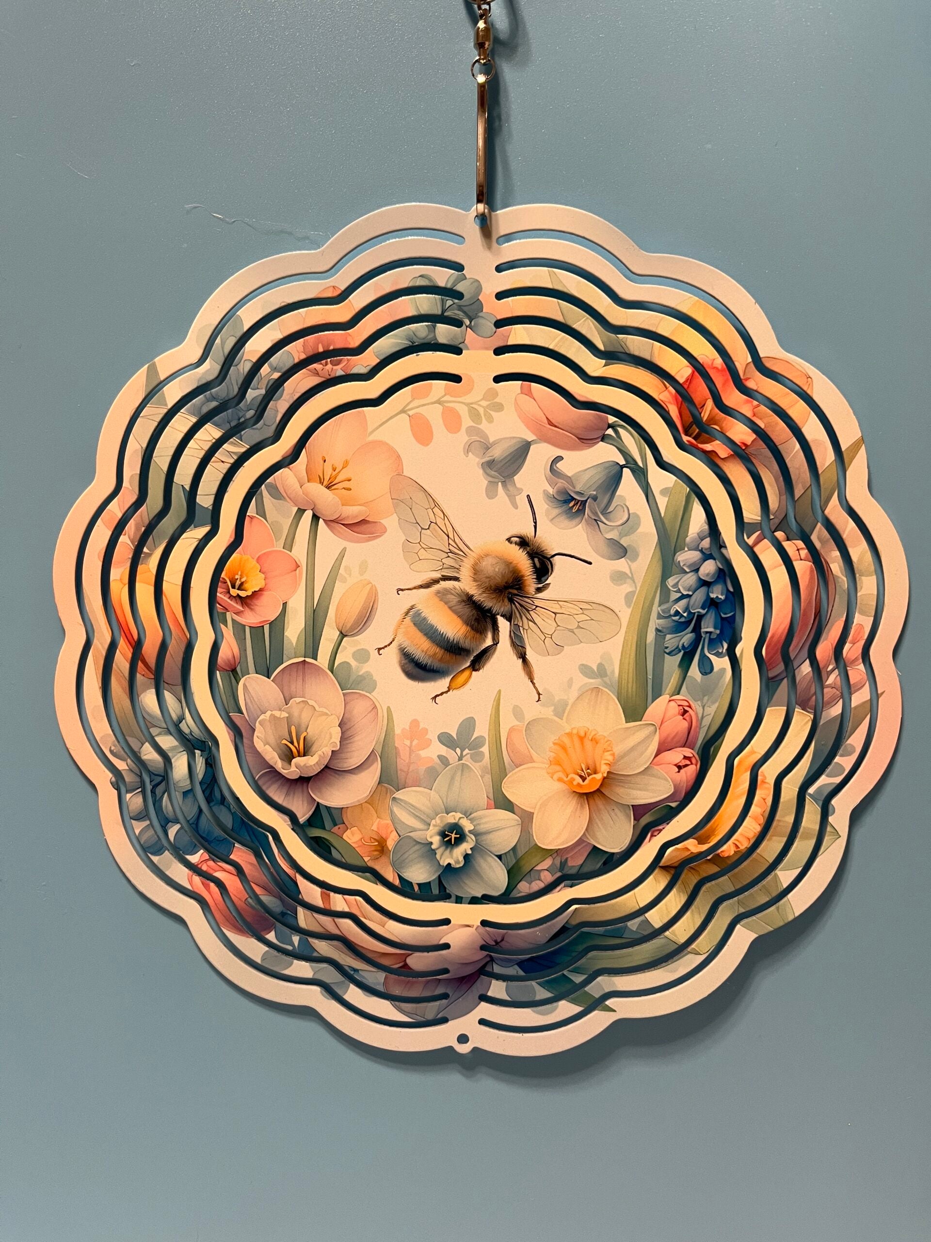 Wind Spinners - Bee in Flowers, 3 Inch image
