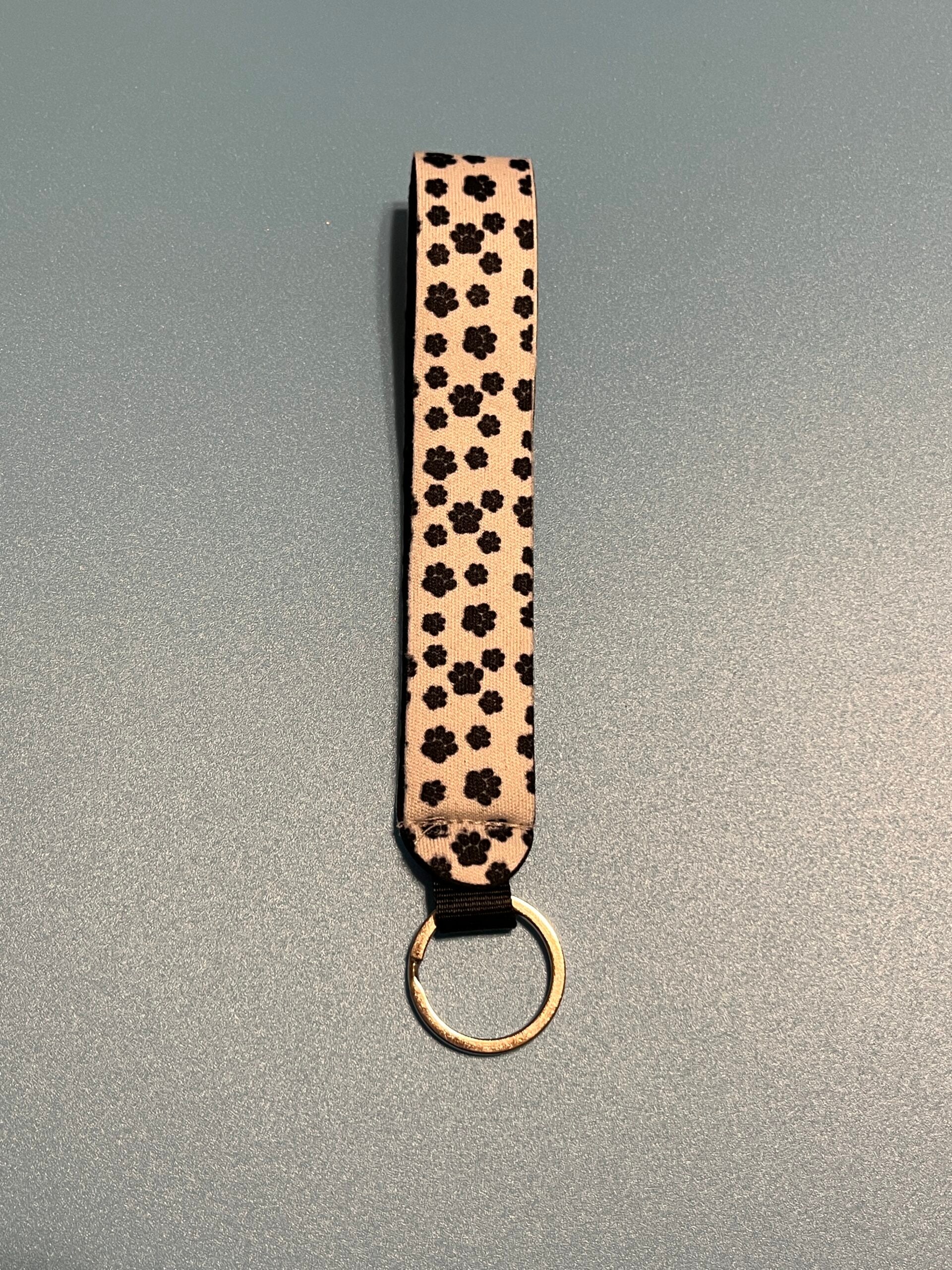 Wristlet Keychains - Puppy Toes image