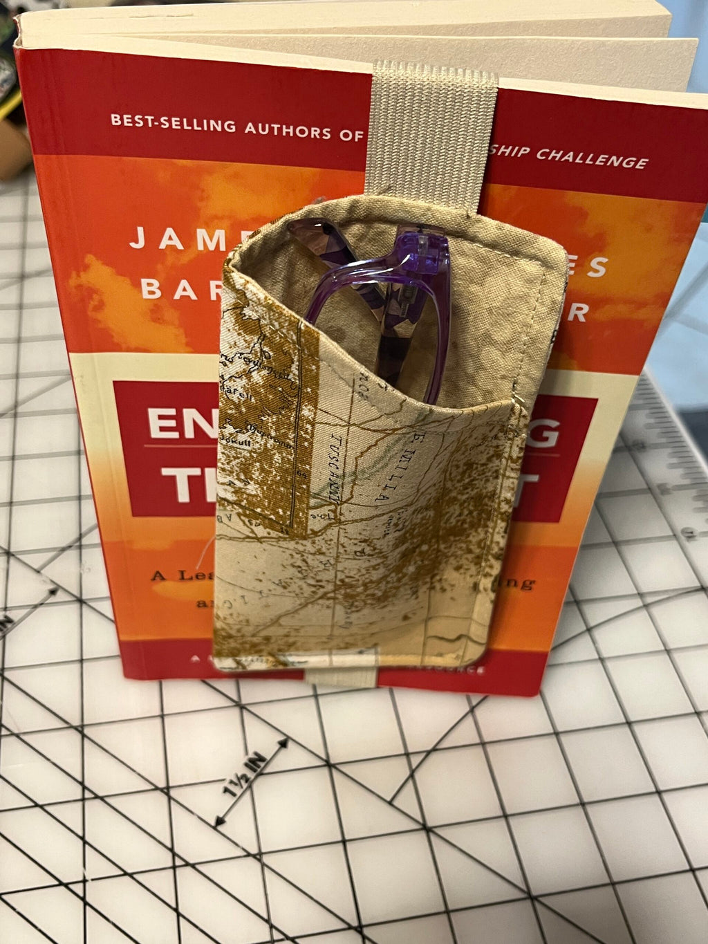 Eyeglass Holder Bookmarks image 21